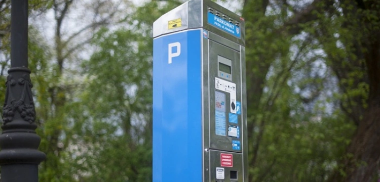 Uśmiechnięta Polska cd.: nowe opłaty parkingowe obciążą mieszkańców małych miast