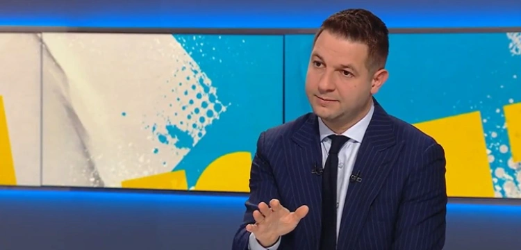 Od „siana” dla ZOO po wagony z Niemiec. Jaki mocno komentuje działania Trzaskowskiego i rządu