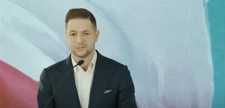 „Rosyjskie onuce dobrze ze sobą współpracują” – Jaki o ataku Agrounii i wysłaniu materiału do współpracowniczki PO [Wideo]