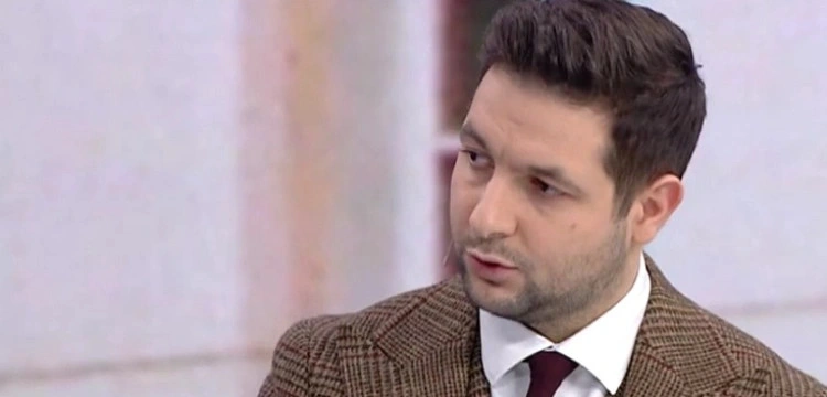 Jaki: Rotacyjny katolik Hołownia będzie robił żarciki ze zdjęcia krzyża przez Bodnara?