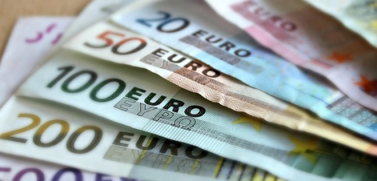 KE: bezprecedensowe zmniejszenie luki VAT w Polsce