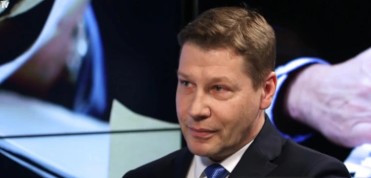 Zawieszony przez Bodnara prezes sądu: to skoordynowany atak polityczny