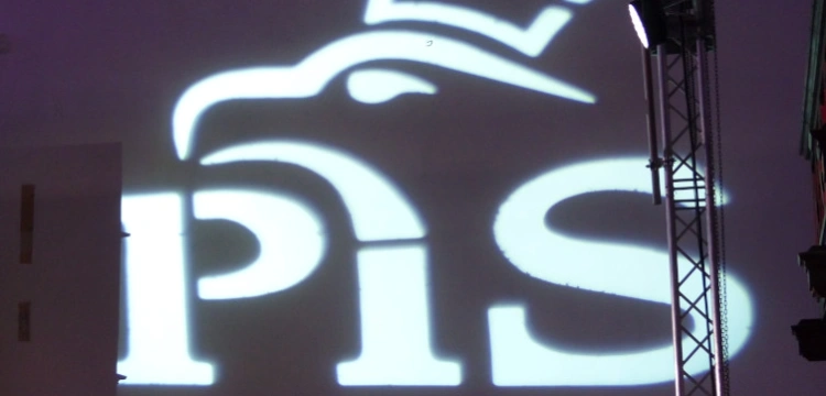 PiS szykuje się na wybory samorządowe. Połowa list zatwierdzona