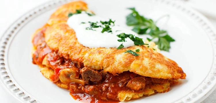 Placki z gulaszem po zbójnicku, idealne na styczniowy obiad