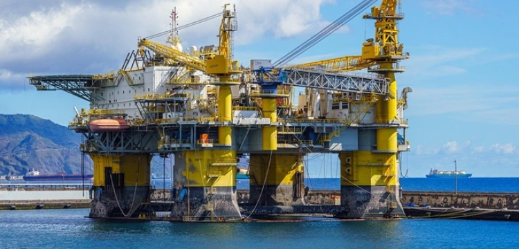 Niemiecka stacja upomina się o polską ropę i gaz, bo… komuniści też tak robili