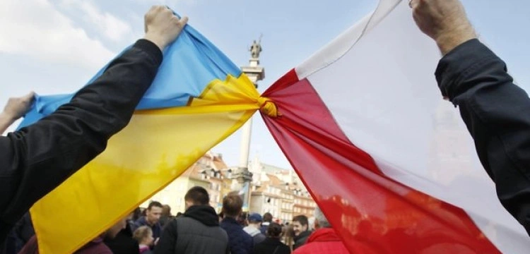 Już niemal 40 proc. ukraińskich uchodźców wojennych chce pozostać w Polsce