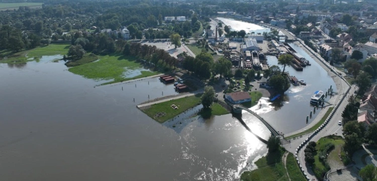 fronda, portal poświęcony, informacje z polski, informacje z świata Dramatyczna sytuacja w Żaganiu i Nowej Soli: Ewakuacje i oczekiwanie na falę kulminacyjną