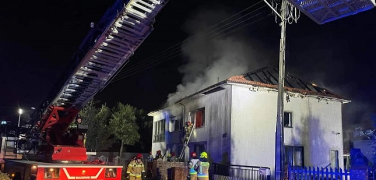 Wielkopolska. Czy pożarem próbowano zatuszować zabójstwo rodziców oraz ich dzieci?