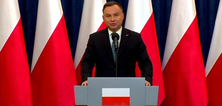 Prezydent Duda: Sytuacja na granicy jest bulwersująca. Zwołałem Radę Bezpieczeństwa Narodowego