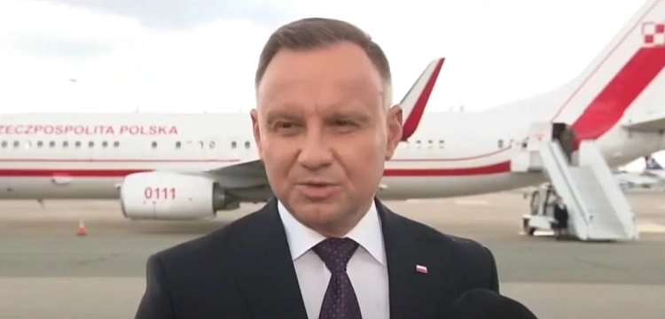 Opóźniony powrót prezydenta Dudy z Singapuru wz. z konfliktem na Bliskim Wschodzie