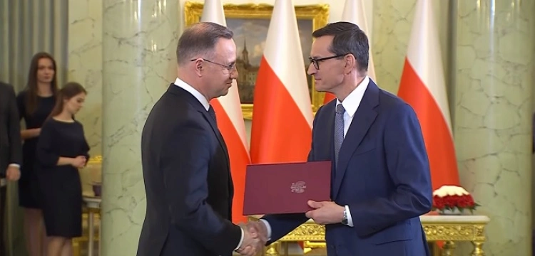 Prezydent: Szczególnie cieszą mnie młodość i ilość kobiet w nowym rządzie