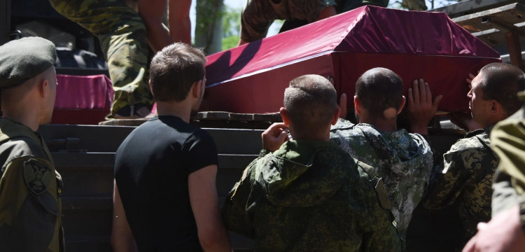 Ukraina: Ciała wagnerowców wywożą ciężarówkami