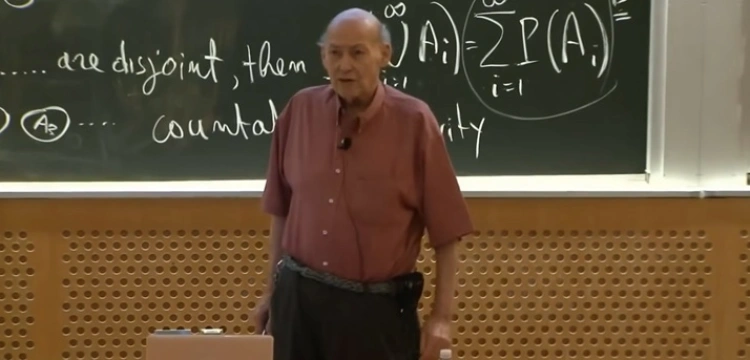 „Nie ma jednego ‘ja’”. Marvin Minsky i jego teoria umysłu w sztucznej inteligencji
