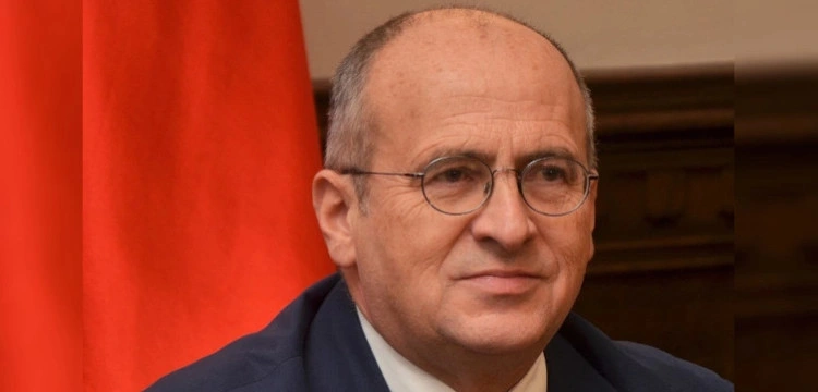 Minister Rau o śmierci b. premiera Japonii: Pamiętamy jego przyjaźń okazywaną Polsce