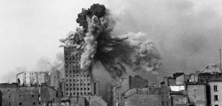 Sondaż: Wyborcy KO nie chcą reparacji od Niemiec