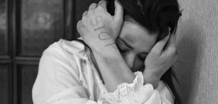 Alarmujący wzrost przestępstw seksualnych migrantów w kraju UE