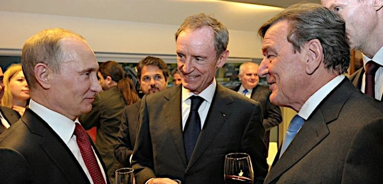 Niemcy: Schroeder powinien się wstydzić