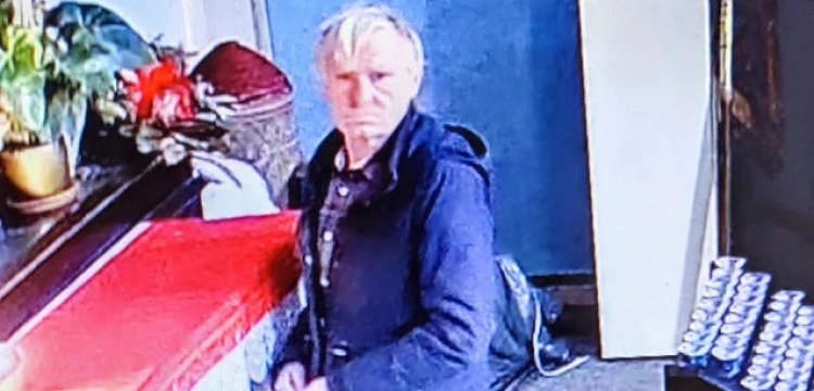 UWAGA! Skradł dary wiernych z kościoła. Jest poszukowany przez policję