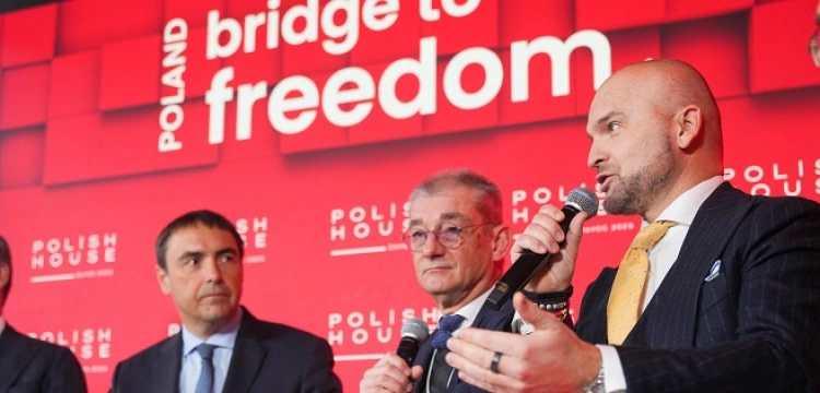 Prezes InPost Rafał Brzoska w Davos: Za wszelką cenę musimy wspólnymi siłami wygrać wojnę za naszą wschodnią granicą