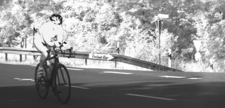 Rowerzysta uwieczniony przez fotoradar. Jechał z prędkością ponad dwukrotnie wyższą niż dopuszczalna!