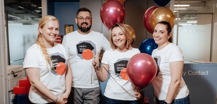 Simply Contact jako lider w obsłudze klienta. Sprawdź jego innowacyjne rozwiązania! [Materiał promocyjny]