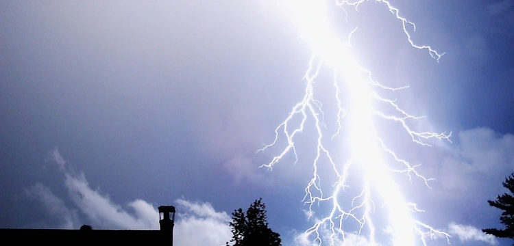 Idą zmiany w pogodzie. Burze z gradem w 10 województwach