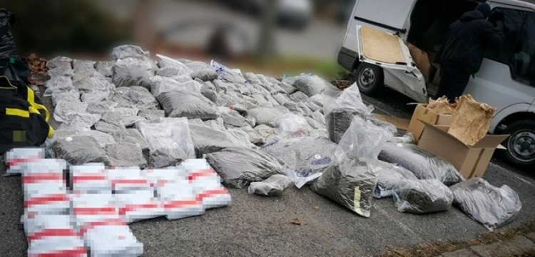 Jest akt oskarżenia wobec zorganizowanej grupie przestępczej przemycającej awionetką narkotyki z Hiszpanii do Polski