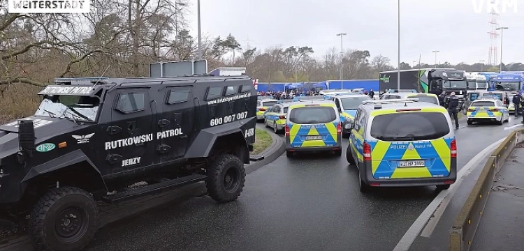 „Paramilitarny gang” – niemiecka policja zatrzymała pracowników Patrolu Rutkowskiego [Wideo]