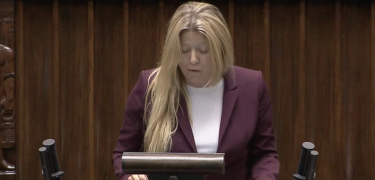 „Zakaz nie działa”. Posłanka Lewicy w Sejmie: Sama poddałam się aborcji farmakologicznej