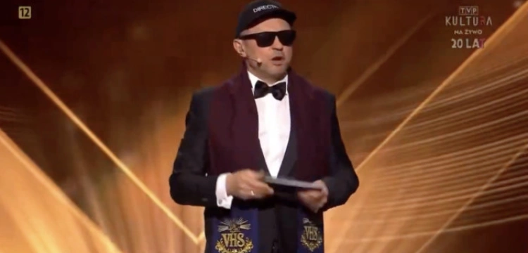 Konopka udający księdza, Łukaszewicz rozprawiający o UE.  Żenujący spektakl na Gali Orłów