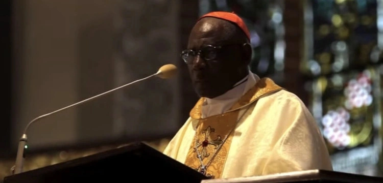 Kard. Robert Sarah chwali afrykańskich biskupów, którzy przeciwstawili się „Fiducia supplicans”