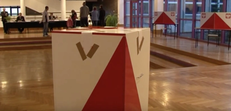 Polacy obawiają się fałszerstw wyborczych? SONDAŻ