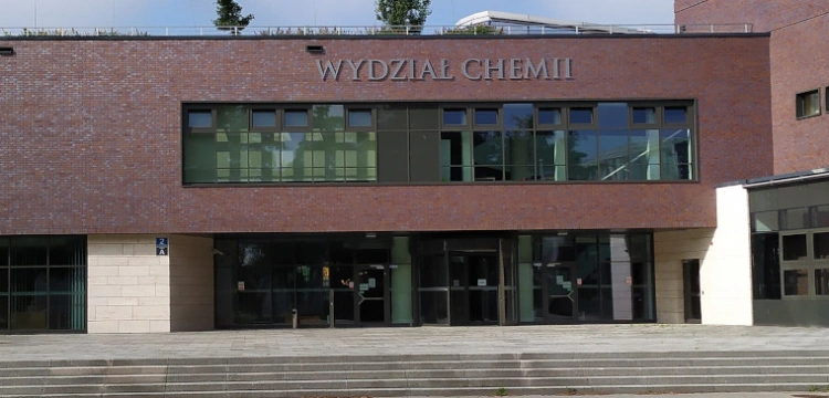 Ewakuacja na kampusie UJ. Znaleziono „silnie wybuchową substancję”