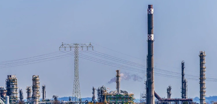 Niemcy przejmują kontrolę nad rosyjskimi spółkami Rosneftu