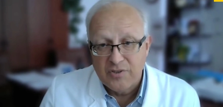 Prof. Flisiak: Dziś COVID przebiega łagodniej