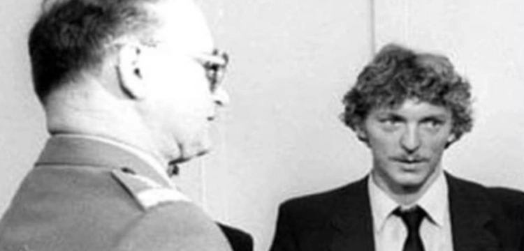 Boniek tłumaczy się ze spotkania z peerelowskim zbrodniarzem