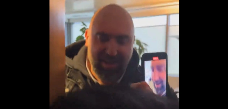 [ZOBACZ!] „Właśnie rozpoczął się atak”. „Wynajęte osiłki Sienkiewicza”. TVP Info wyłączone