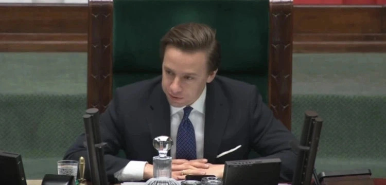 Bosak: Tusk uprawia propagandę ws. sfinansowania ukraińskiej pożyczki z rosyjskich aktywów