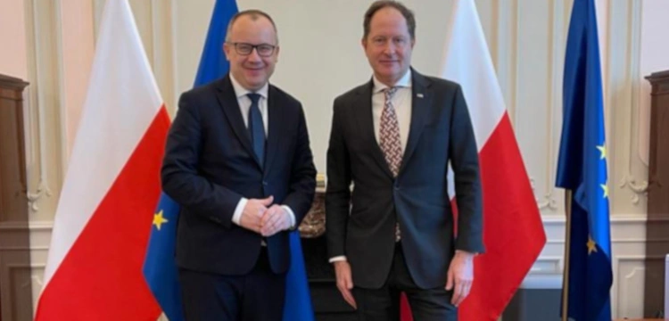 Ambasador Brzezinski spotkał się z Bodnarem, by… pogratulować mu nominacji