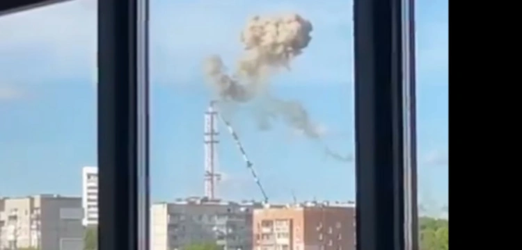 [WIDEO] Rosjanie zaatakowali Charków. Zniszczono wieżę telewizyjną