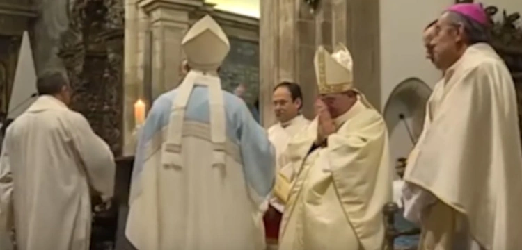 Portugalscy biskupi chcą błogosławić pary homoseksualne