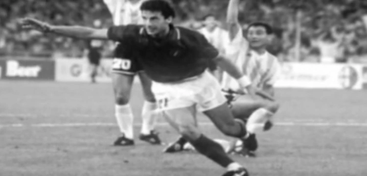 Kolejny wielki piłkarz odszedł do wieczności. Włochy w żałobie [Wideo]