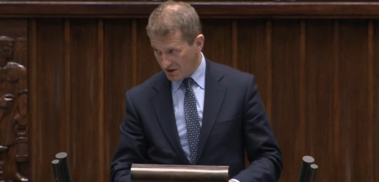 Byli konserwatywni członkowie PO tworzą nową partię. Czy Centrum dla Polski odbierze głosy Platformie?