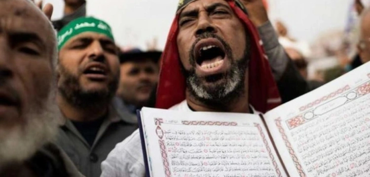 Kard. Gerhard Müller przestrzega przed islamem: Europejczycy mogą stać się mniejszością w swoich krajach