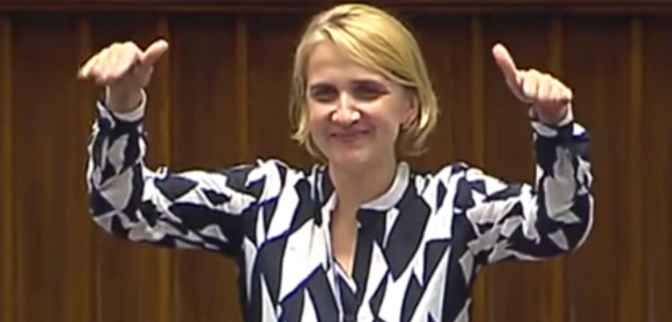 Scheuring-Wielgus traci immunitet za zakłócanie mszy św.