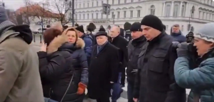 Niebywały wybuch szamba podczas miesięcznicy smoleńskiej