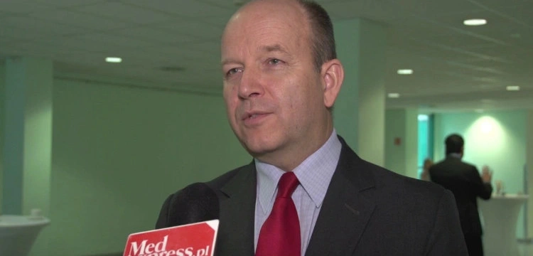 Tusk i Sikorski próbują odwołać polskiego ambasadora na Litwie