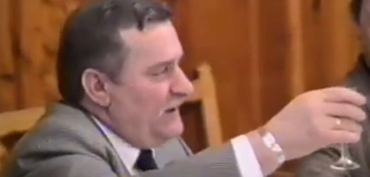 Wałęsa zbiera na fotowoltaikę „Emerytury mam tylko 12-13 tys. zł, ale co to jest na apetyt byłego prezydenta?!”