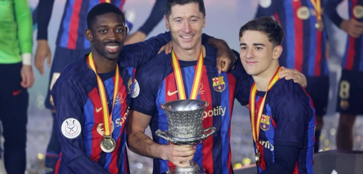 [WIDEO] Historyczny sukces Polaka! Lewandowski z Superpucharem Hiszpanii i golem w wielkim finale!