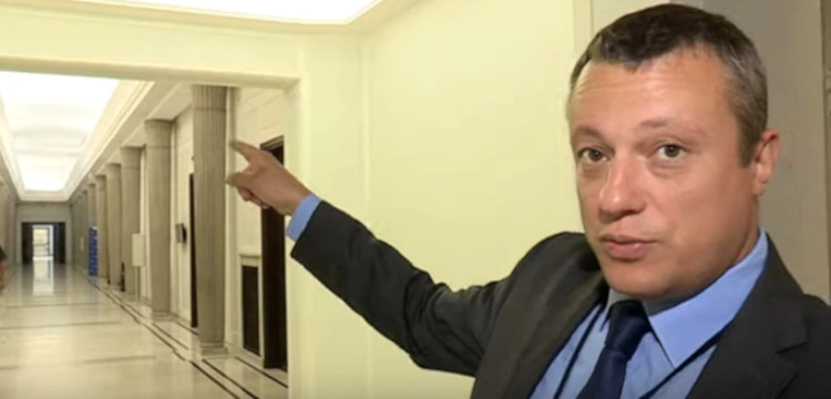 Pracownik „wolnych mediów” z TVN do dziennikarzy: Krytykujecie opozycję, a potem ludzie wybierają PiS